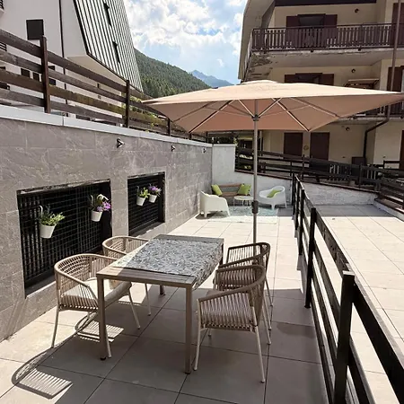 公寓 Casa Pino- Loft Con Giardino Magnolta