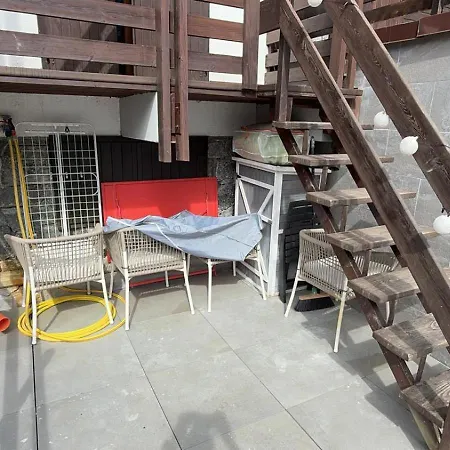 Casa Pino- Loft Con Giardino Magnolta 公寓 *