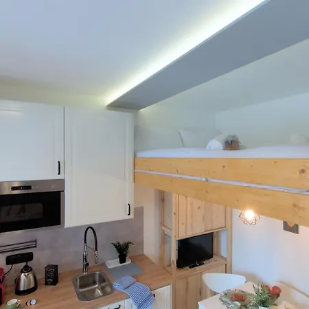Apartment Casa Pino- Loft Con Giardino Magnolta